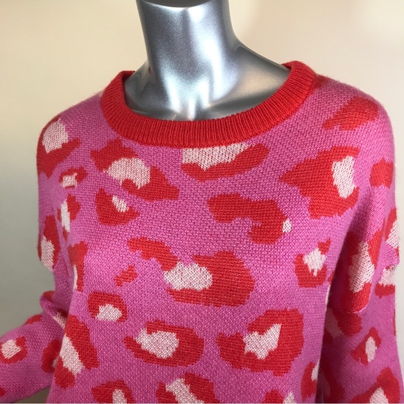 Free As A Bird Women’s Small Sweater Oversized Crew Neck Leopard Print - Picture 6 of 14